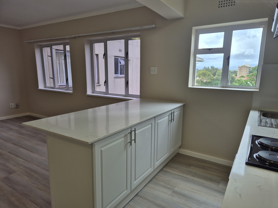 1 Bedroom Property for Sale in Pinelands Western Cape